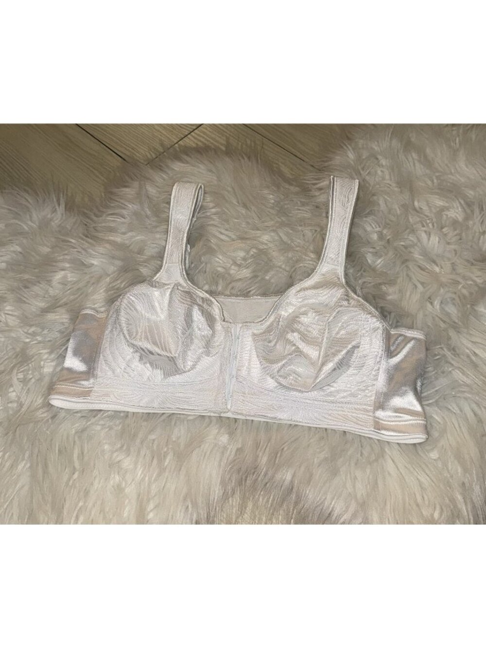 Playtex 18 Hour E525 Wire Free Bra Posture Boost PowerSupport Front Close 36B